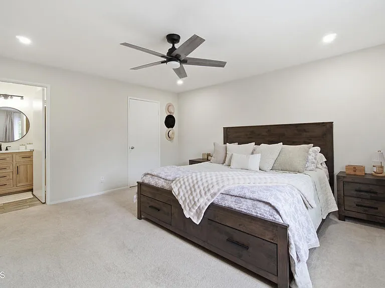 6743 Shakespeare Way — Photo 18
