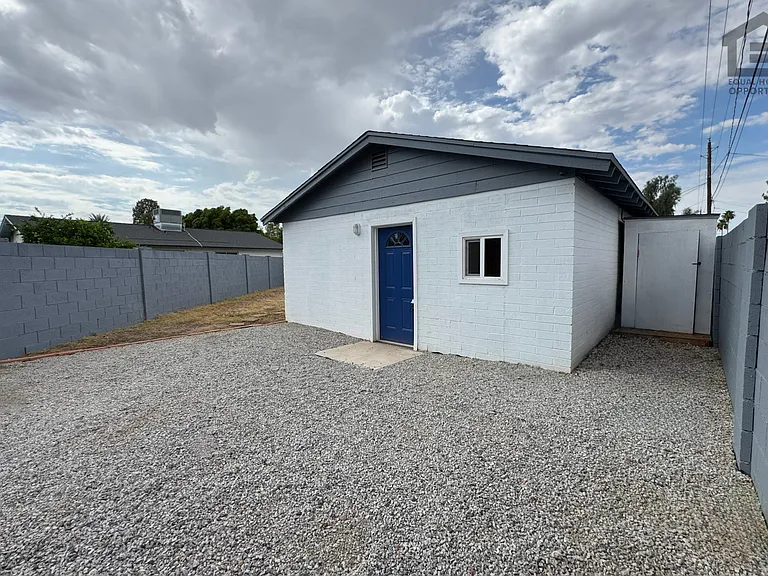 232 W Gail Dr — Photo 9