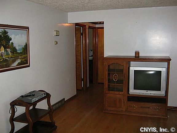5th image of 6225 Louwayne Pl