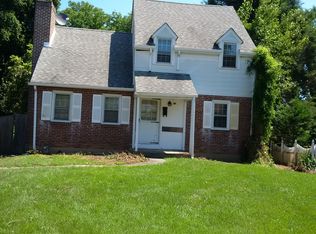 610 Arlington Ave, Milmont Park, PA 19033