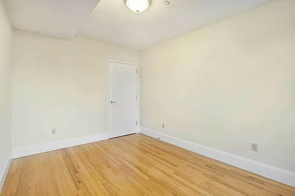 Rented by Compass | media 6