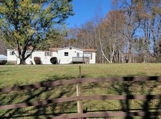 1542 Pope Rd, Ivanhoe, VA 24350