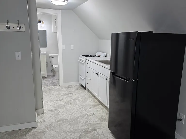 6533 Havelock Ave #2 — Photo 10
