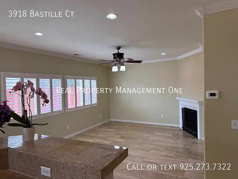 3918 Bastille Ct — Photo 18