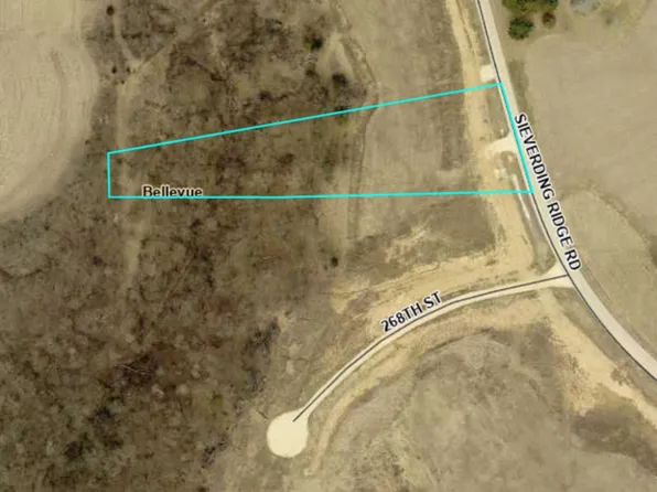 26842 Sieverding Ridge Rd, Bellevue, IA 52031