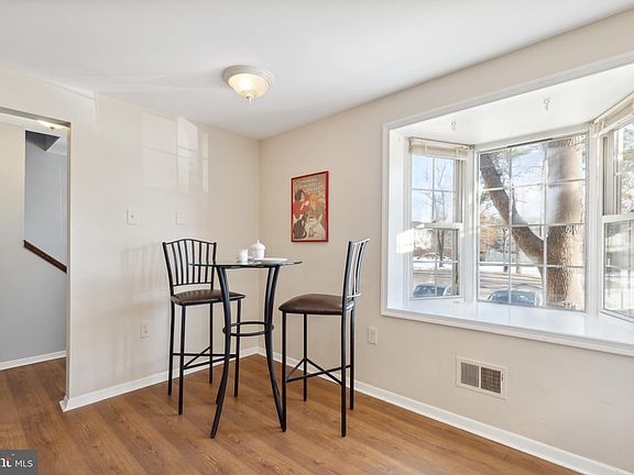 5th image of 8032 Saint Annes Ct