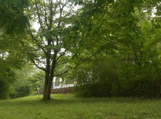 1238 Taylor Town Rd, White Bluff, TN 37187