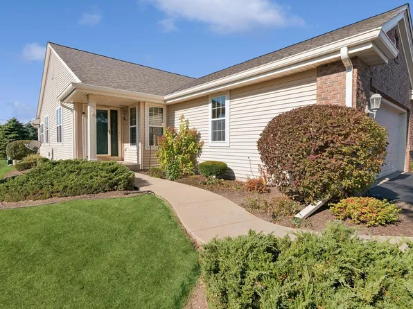 449 Clover STREET, Elkhorn, WI 53121