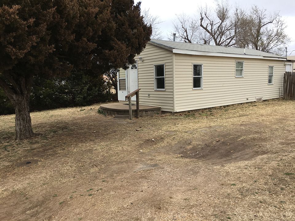 2nd image of 1404 N Huxman St