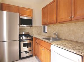 341 St Nicholas Ave
