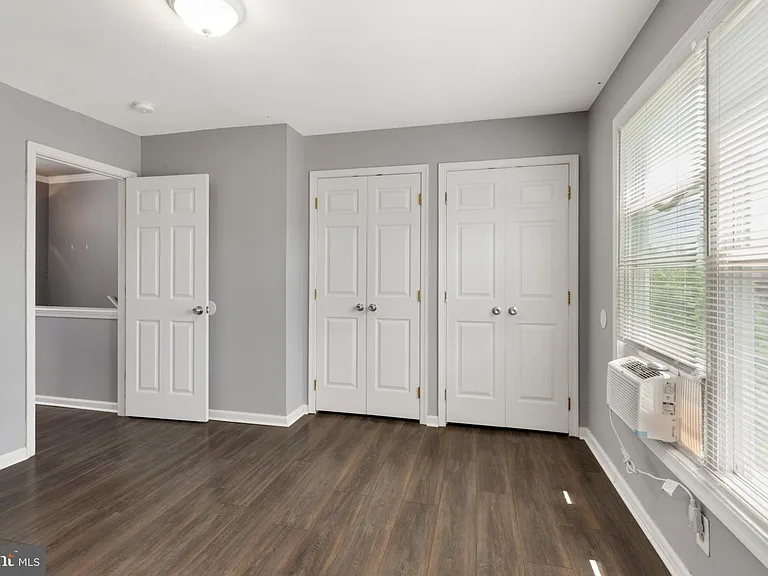 1719 Ridge Ave — Photo 29