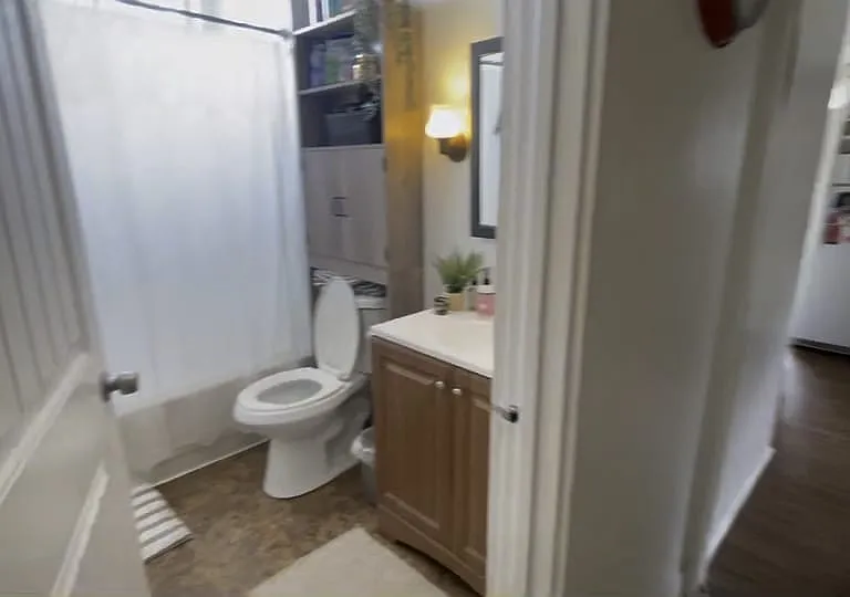 1033 W Hickory St — Photo 19