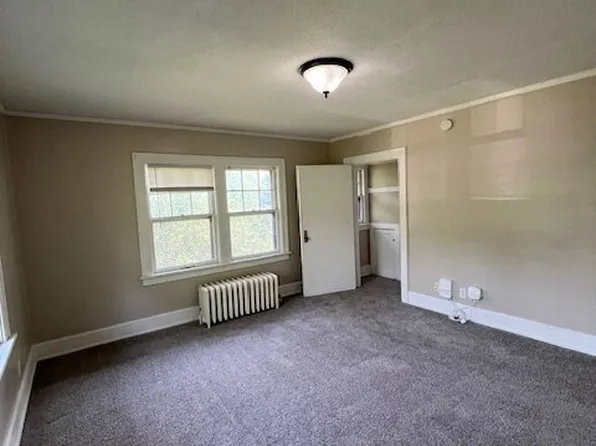 1137 44th St Unit 4, Des Moines, IA 50311