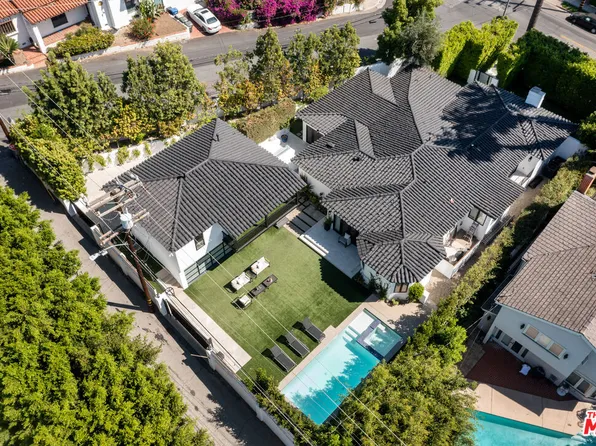 813 N Doheny Dr, Beverly Hills, CA 90210