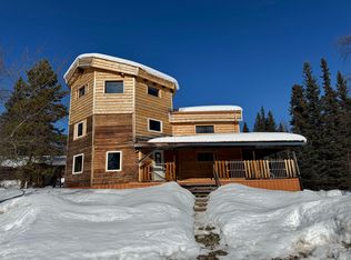 788 Goldstream Rd, Fairbanks, AK 99709