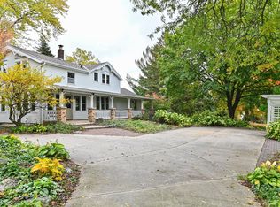 W194S6968 Hillendale Dr, Muskego, WI 53150