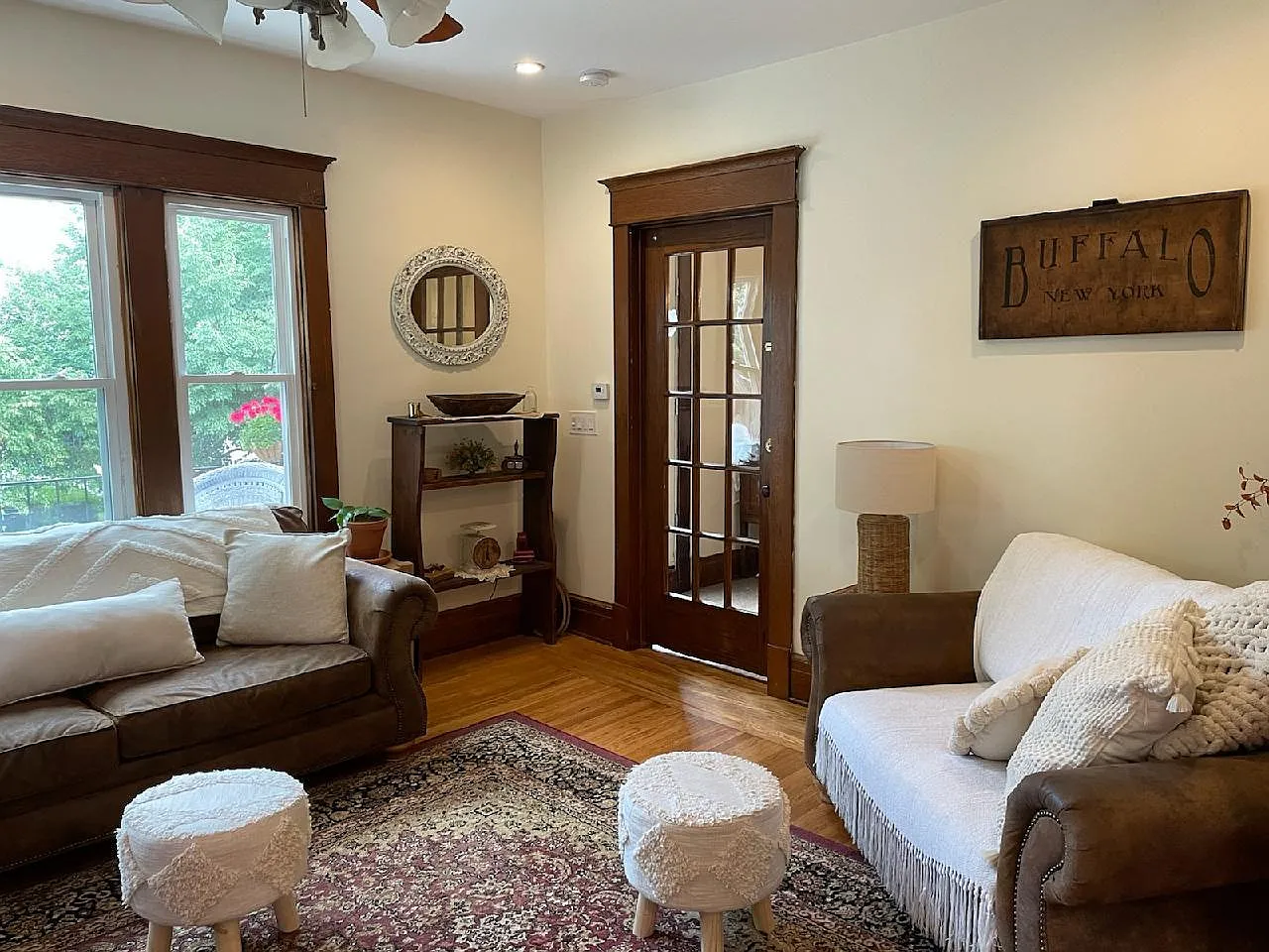 114 Saranac Ave — Photo 4