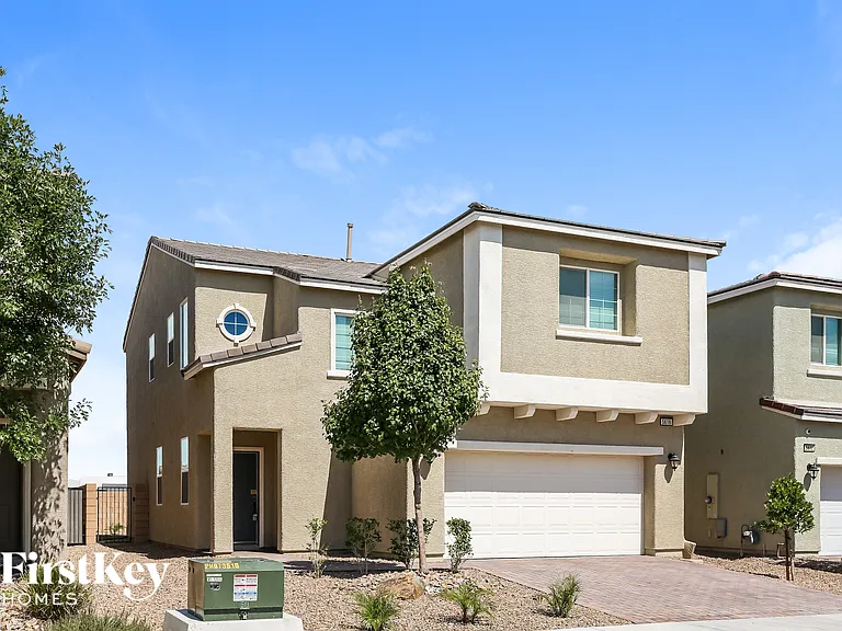 5616 Salt Rock St — Photo 2