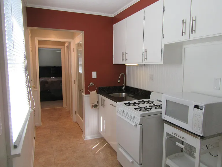 4400 Jamieson Ave #EAST — Photo 4