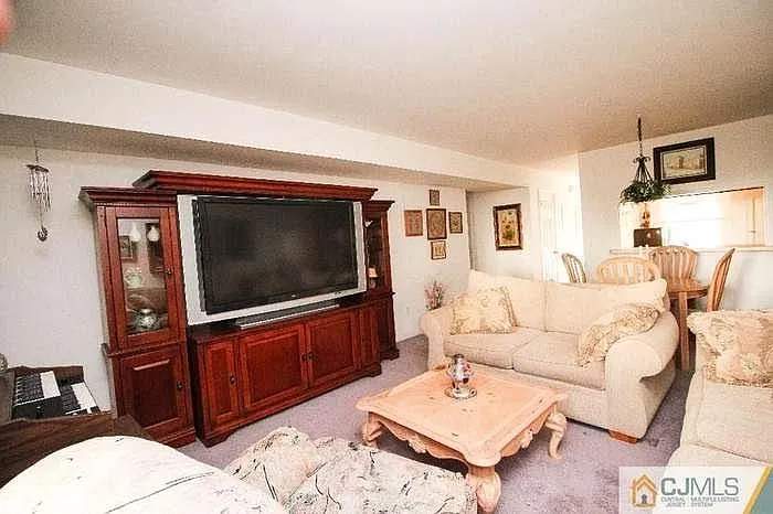 2207 Woodbridge Commons Way — Photo 3