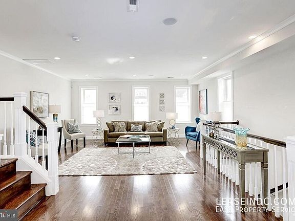 3rd image of 547 Park Rd NW #Penthouse