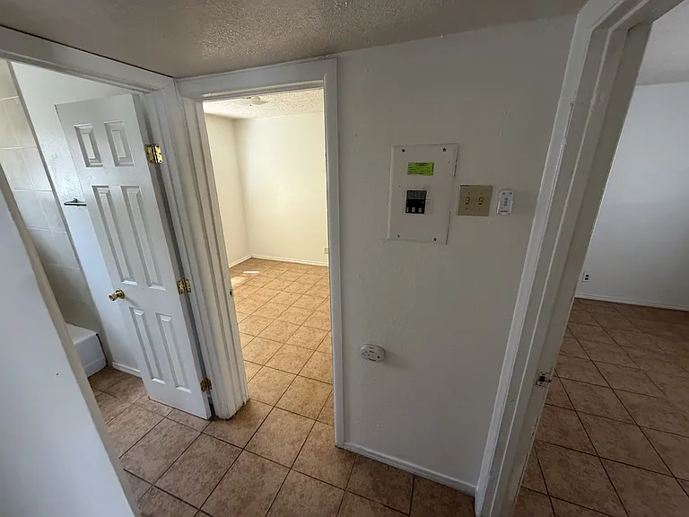 3413 Gibson Blvd SE #A — Photo 2