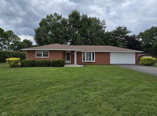 1105 S Tiger Dr, Yorktown, IN 47396