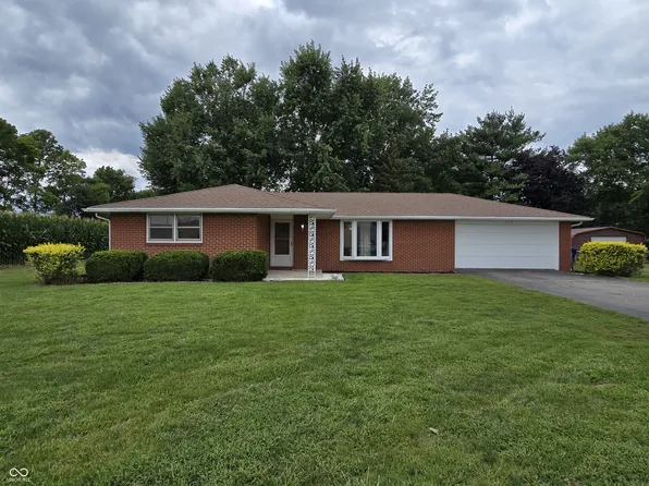 1105 S Tiger Dr, Yorktown, IN 47396