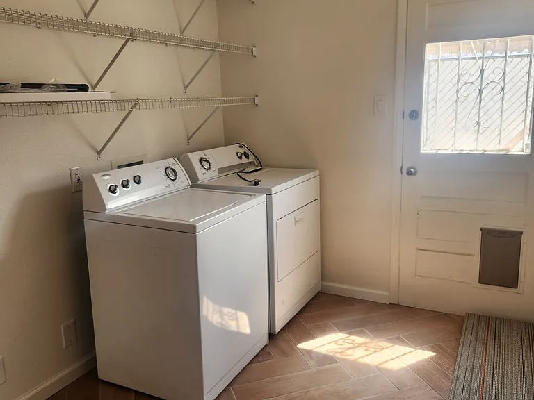 9900 Chapala Dr NE — Photo 15