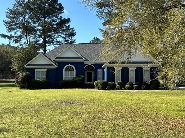 1411 River Pointe Dr, Albany, GA 31701