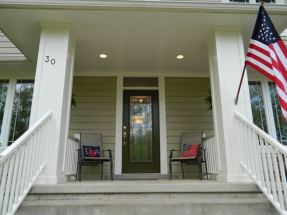 3rd image of 30 Skywood Ct