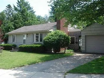 402 Earl Rd photo 1