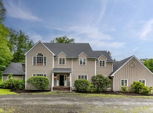 29 Diamond Ln, New Milford, CT 06776