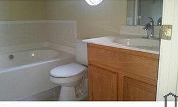 3rd image of 1049 Brianna Way