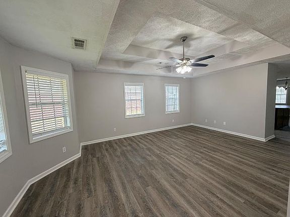 2nd image of 106 Palm Tree Ln