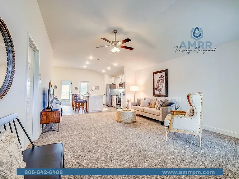 1718 Farmer St — Photo 5