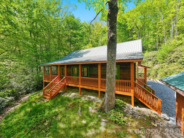 6220 Sunny Dr, Newland, NC 28657