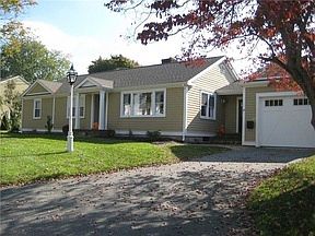 1st image of 34 Elmwood Dr