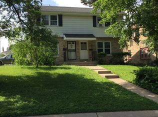 4956 W Midland Dr, Greenfield, WI 53219
