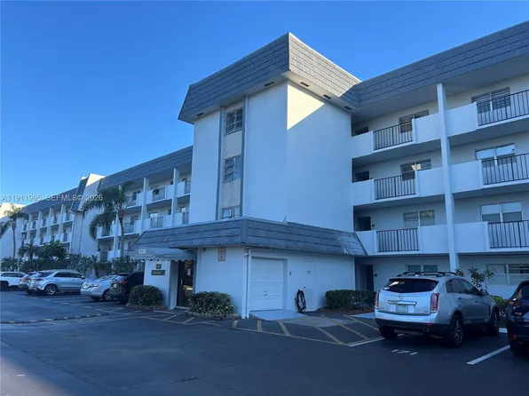 6200 NW 44th St APT 312, Fort Lauderdale, FL 33319