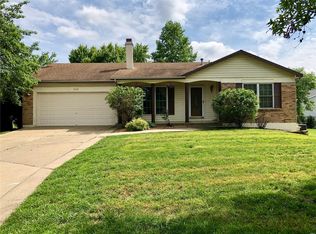 303 Fallwood Ct, Saint Peters, MO 63376
