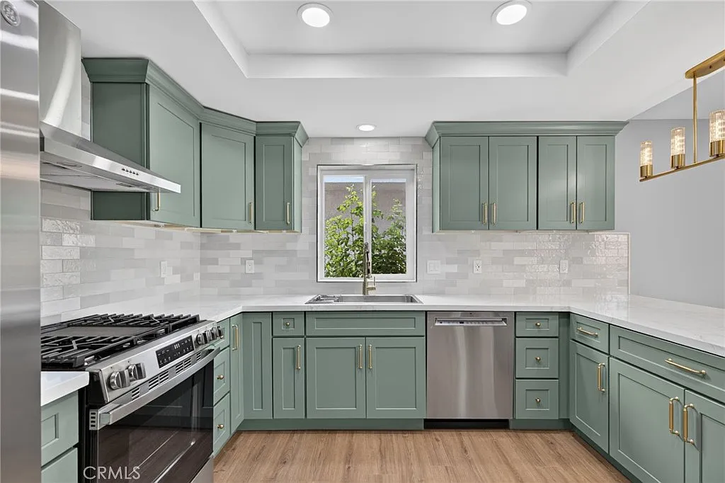 3 bed, 1676 sqft, $3,500 — Photo 3