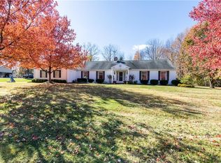 500 Willard Rd, Aurora, OH 44202