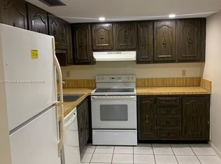 335 W Laurel Dr APT 1M, Pompano Beach, FL 33063