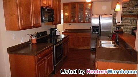 2nd image of 10548 6th St NE
