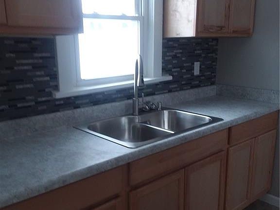 5th image of 986 Tritt Dr