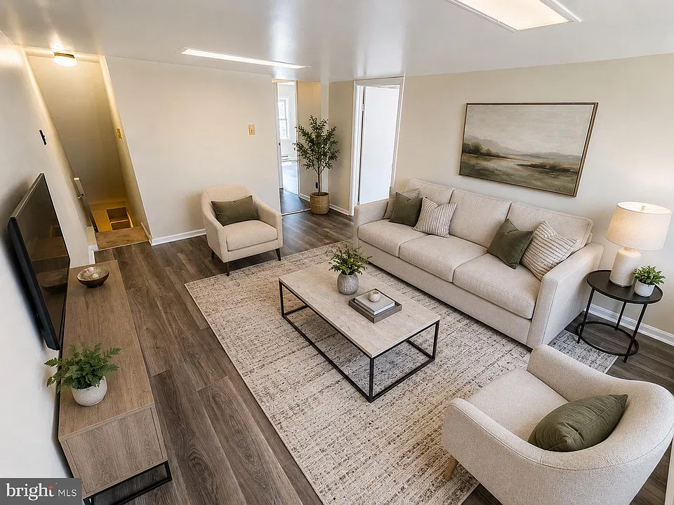 232 Wilson St #2