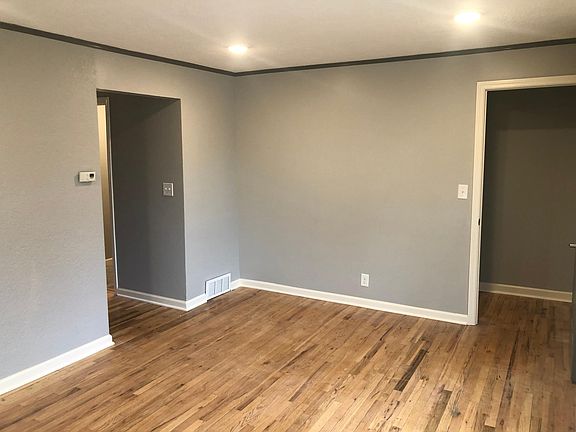 3rd image of 4545 Starr St #2 & 1