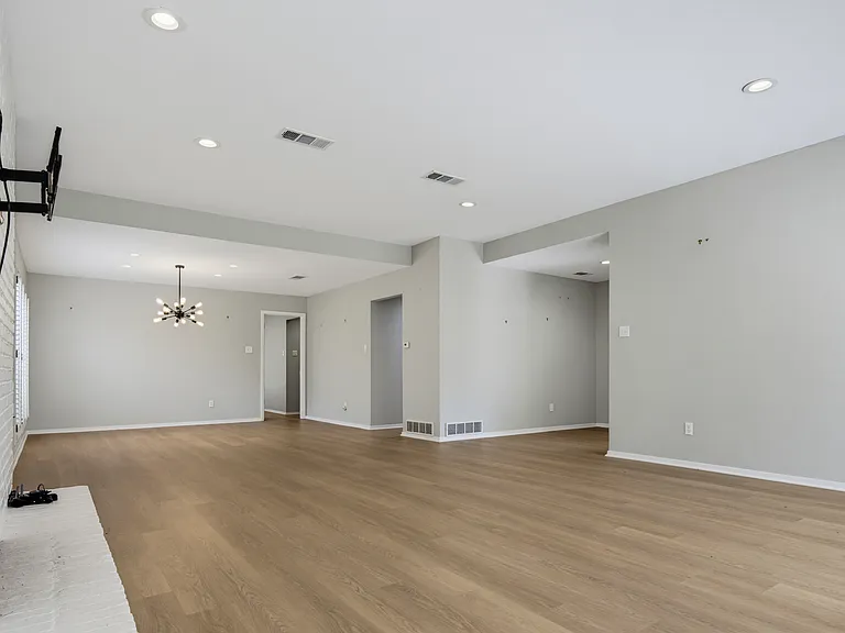 54 Legend Rd — Photo 5