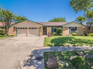 605 Ridgecrest Dr, Saginaw, TX 76179